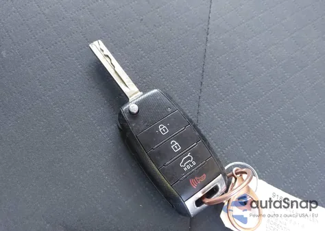 2016 Kia Sorento 3.3L Lx z USA, uszkodzony, nr VIN 5XYPGDA52GG046316